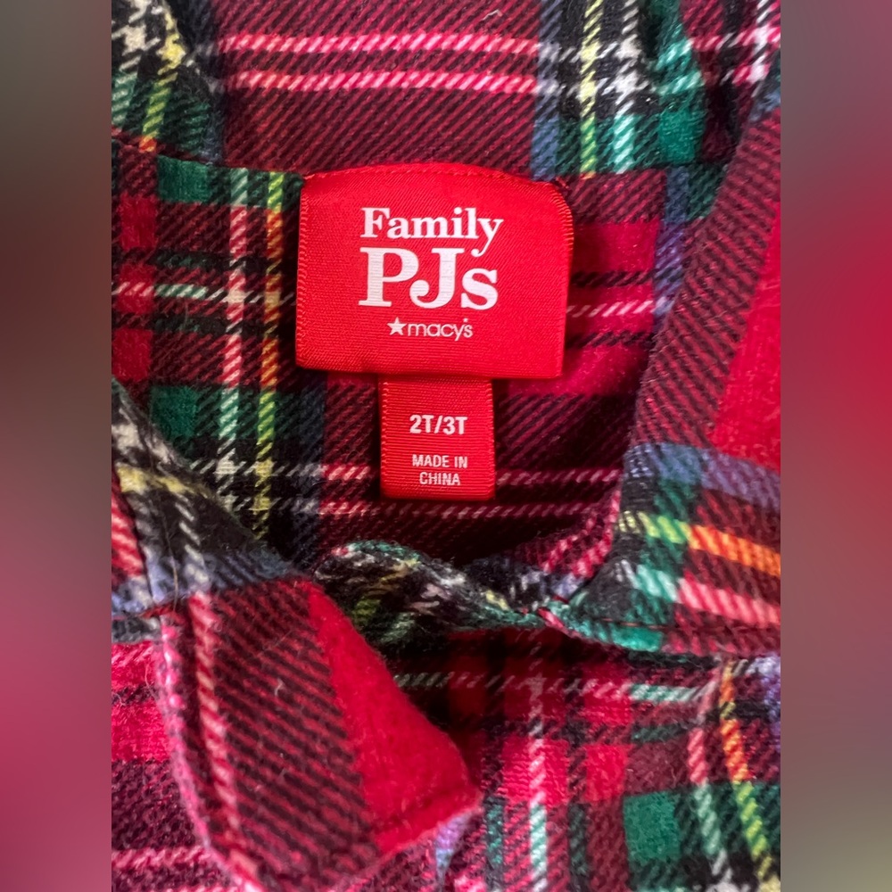 Macys Family PJs- Plaid set - Picture 4 of 5